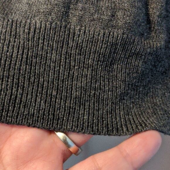 MOTHERHOOD Maternity XL lightweight sweater zipper - Picture 6 of 6